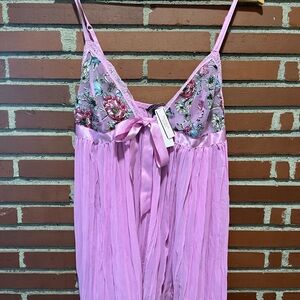 Victoria’s Secret XL Pink Floral Lace Babydoll Nightgown, New with tags